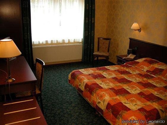 Amsterdam Airport 3* Zwanenburg